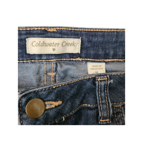 Women's Jeans Bundle (4 pairs) - Picture 5 of 9